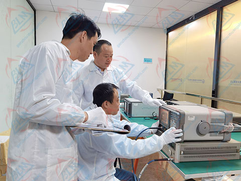 电学向日葵视频污APP在线观看试验室图片